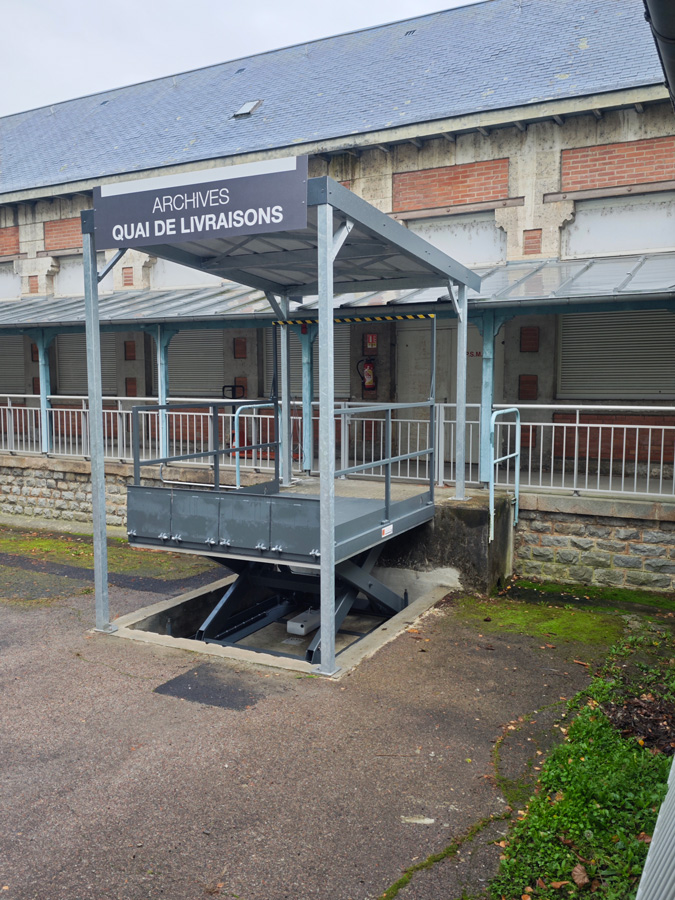 table de niveau de quai au CHU de Limoges, installation Promaferm