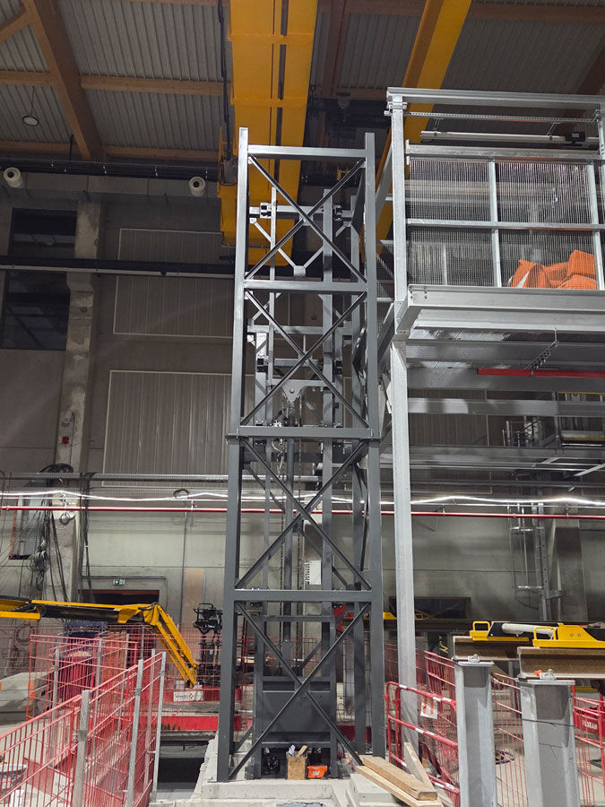 monte charges - Équipement industriel – manutention et fermeture par Promaferm 